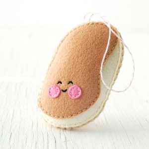 PDF Pattern - Maple Bar Donut Felt Ornament Pattern, Kawaii Softie Sewing Pattern, Felt Food Pattern