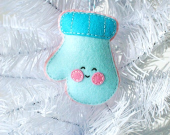 PDF Pattern - Cheery Mitten, Kawaii Christmas Ornament Pattern, Felt Softie Sewing Pattern, Felt Mitten Pattern