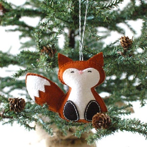 PDF Pattern Woodland Fox, Winter Felt Ornament Pattern, Christmas Ornament, Softie Pattern image 4