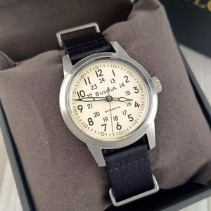 98A246 Men's Classic Hack Watch Ivory Dial Automatic Black Leather Strap Gift for Him