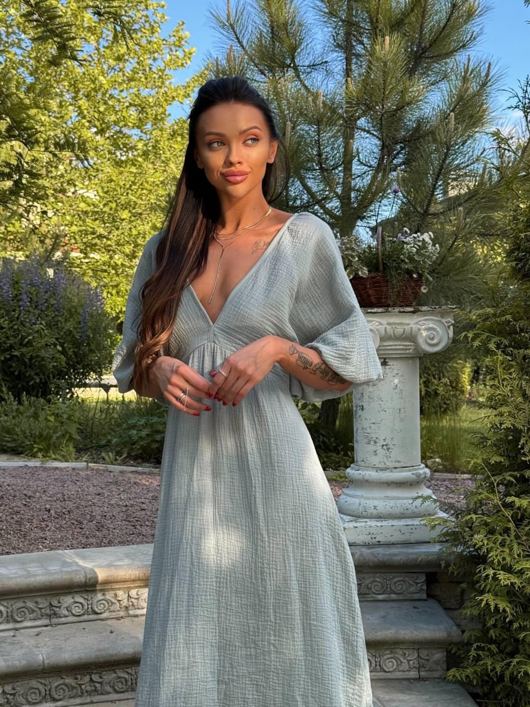 Olive Green Muslin Maxi Dress, Boho Summer Dress, Loose Fit V-neck Dress,  Lightweight Kaftan, Flowy Resort Wear, Elegant Casual Outfit - Etsy