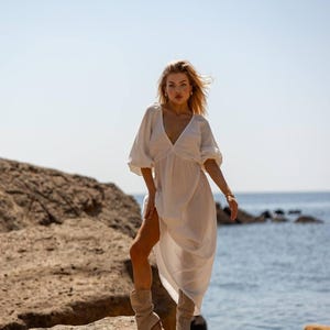 White Muslin Maxi Dress, Boho Summer Kaftan, Flowy V-Neck Dress, Loose Fit Beach Dress, Lightweight Resort Wear, Elegant Casual Outfit