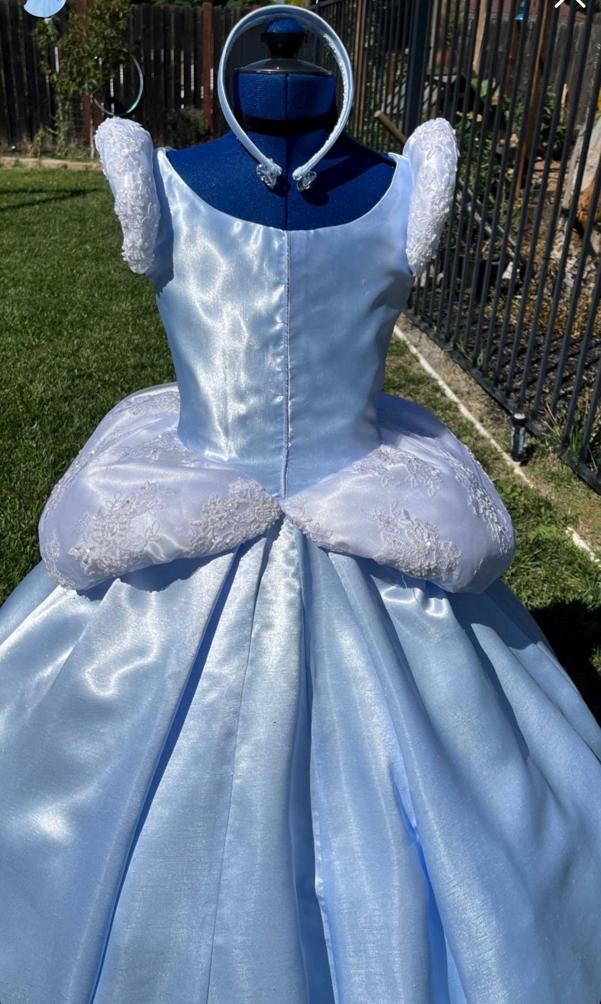 cinderella dress silver or blue cinderella's dress is NOT blue