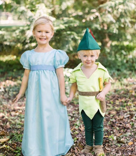 Peter Pan Costume Cosplay Child Sizes Faux Lime Green Suede Tunic Felt  Alpine Hat Red Feather Tights Belt Sword Sheath 