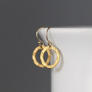 Gold Circle Earrings - Hammered Gold Earrings - Gold Link Earrings - Simple Gold Earrings