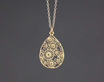 Gold Flower Necklace - Gold Filigree Necklace - Gold Flower Pendant - Gold Statement Necklace - 14k Gold Vermeil