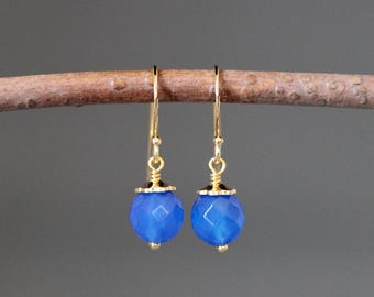 Orecchini in agata blu - Orecchini blu e oro - Orecchini con pietre preziose blu - Orecchini pendenti in oro - Orecchini in vermeil oro - Orecchini piccoli