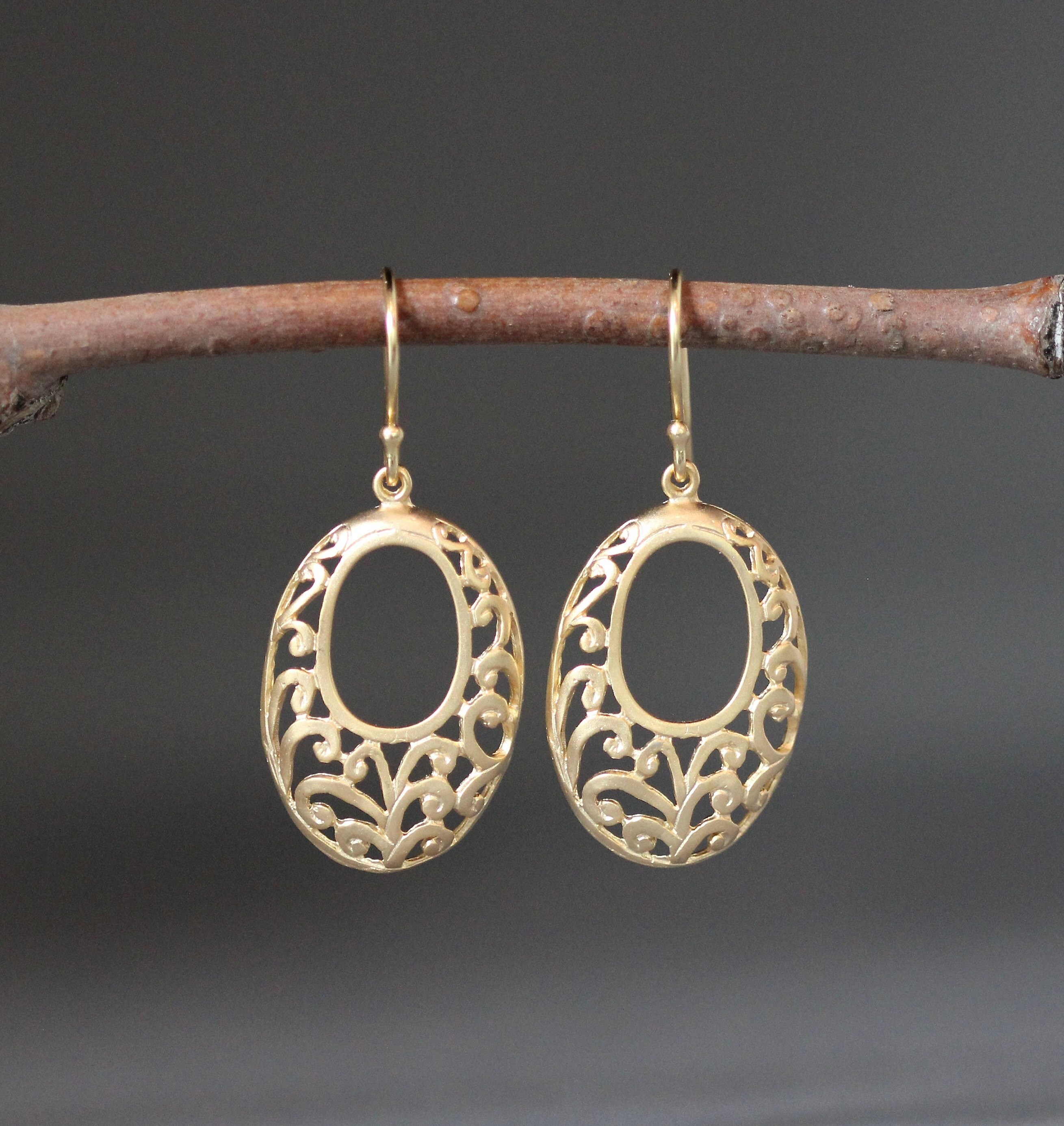 [Golden dew] 韓国☆18K Gold☆Fiorestella S Earrings Golden dew] 韓国☆18K Gold☆Fiorestella S Earrings ピアス