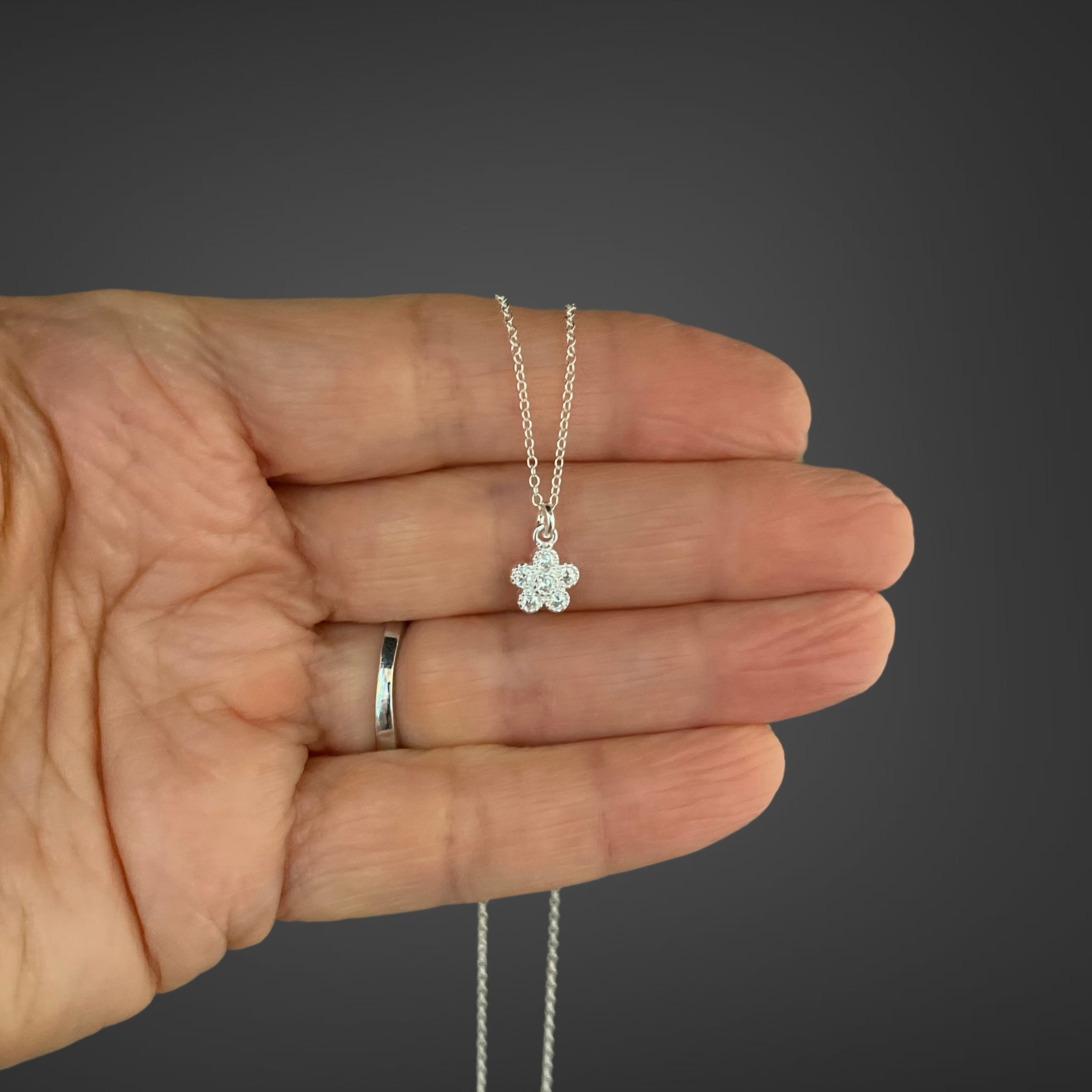 ネックレス・ペンダント TATIANA Silver 925 Crystal Flower Necklace NZ2401 5005884637 Gemstone Flower Necklace - Flower Pendant Necklace - Cubic