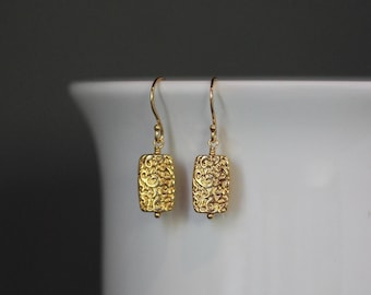 Orecchini in filigrana d'oro - Orecchini in vermeil d'oro 24k - Orecchini avvolti in filo d'oro - Orecchini pendenti in oro - Orecchini con ciondolo rettangolare