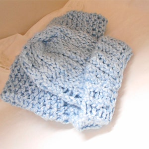 Newborn Knitted Hat and Cocoon Tube - Great Baby Photo Prop - Soft Knotted Hat and Cocoon Set in Blue for Baby Photos
