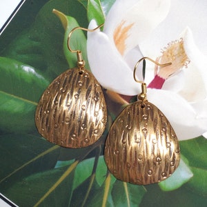 Trendy Animal Print Etched Gold Earrings, Perfect Gift for Any Occasion, Blue Jean Casual to Anniversary Glam,