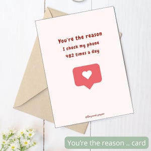 Carte digitale humour amour à imprimer "You're the reason I check my phone" Carte couple Saint Valentin A4 et US Letter, affiche minimaliste