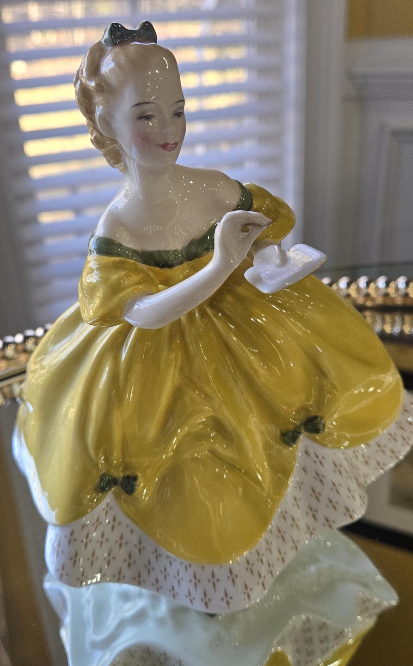 Royal Doulton |the Last Waltz | Porcelain Figurine - Etsy Canada