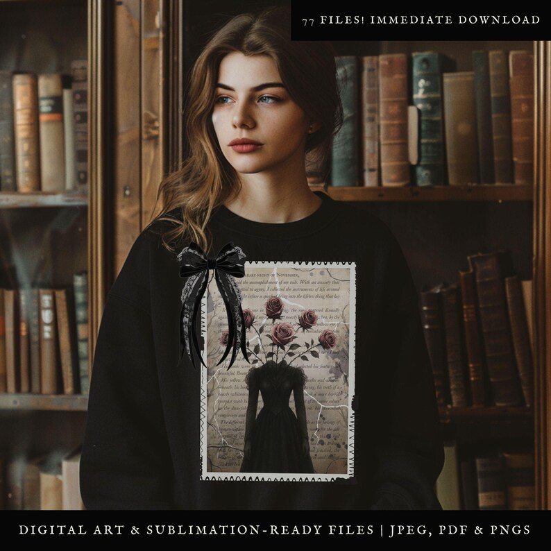 K&ouml;nnte beinhalten: Ein schwarzes Sweatshirt mit einem Vintage-Druck einer Frau mit Rosen, die aus ihrem Kopf wachsen. Der Druck ist auf einem strukturierten Hintergrund mit einem verblassten Look. Der Text auf dem Druck ist verschwommen und unleserlich.