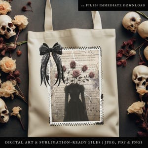 K&ouml;nnte beinhalten: Ein digitaler Kunstdruck mit einer Frau, die einen Rosenstrau&szlig; als Kopf tr&auml;gt und ein schwarzes Kleid tr&auml;gt. Der Druck ist vor dem Hintergrund einer Vintage-Buchseite mit einer schwarzen Schleife.