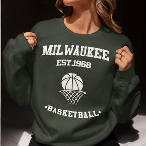 Milwaukee Basketball Shirt, Vintage Basketball Gift, Basketball Mom, Milwaukee Basketball Hoodie, Basketball Gift, Gameday Tee, Match Day