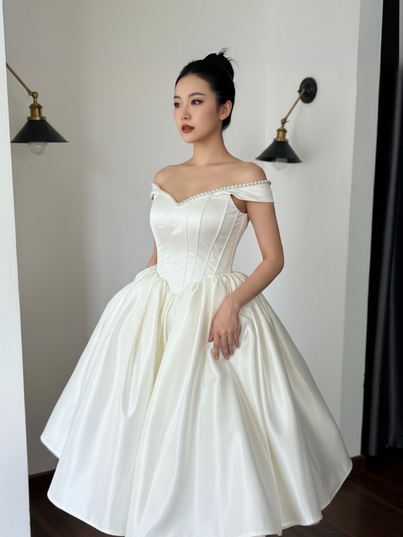 Basque Waist Wedding Dress with Pearls / Tea Length Wedding Dress / Princess Wedding Gown / Off Shoulder Wedding Dress / SA106 Basque Waist Wedding Dress with Pearls / Tea Length Wedding Dress / Princess Wedding Gown / Off Shoulder Wedding Dress / SA106
