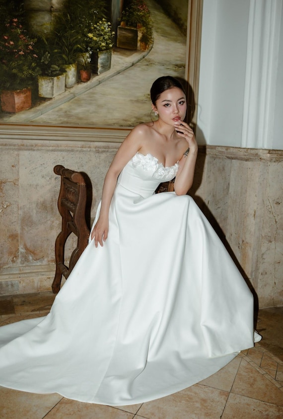 flowy garden wedding dress Romantic Flare Long Sleeve Flower Wedding Dress Light Ivory main image 1