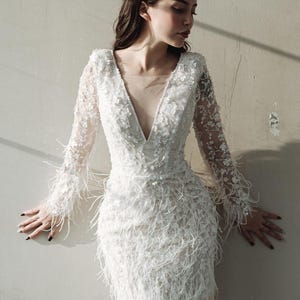 Gevederde trouwjurk / 2-delige trouwjurk / Fantasy-trouwjurk / trouwjurk met lange mouwen / After Party Dress / Galajurk / SA072