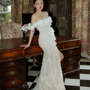 Off the Shoulder Wedding Dress / Wedding Reception Dress / Elopement Wedding Dress / Mermaid Wedding Dress / Floral Wedding Dress / SA088