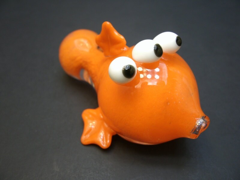 Blinky the Three-eyed Mutant Fish Glass Pipe - Etsy