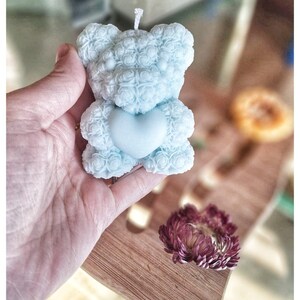 Bear candle with heart in pure scented soy wax