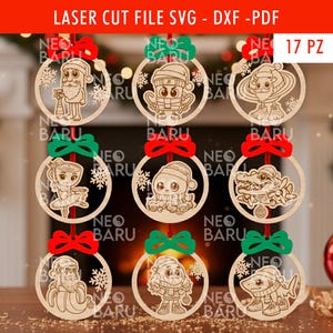Op de afbeelding: Lasergesneden houten kerstversieringen met verschillende stripfiguren, waaronder de kerstman, een haai en een ballerina. Elk rond ornament heeft een rode of groene strik en sneeuwvlokaccenten. De tekst "LASER CUT FILE SVG - DXF - PDF" staat bovenaan.