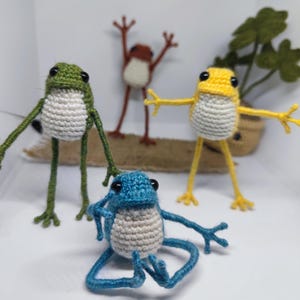 Knitted Frogs – Unique Decor for Your Space crochet toad personalized gift Mr. Toad movable paws positive mood Crochet Green Frog Toy