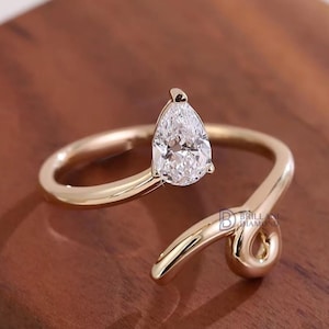 IGI Certified 1.5 CT Lab Grown Pear Diamond Engagement Ring
