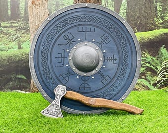 Escudo Viking Azul de Madeira com Símbolos Rúnicos Nórdicos – Escudo Redondo Feito à Mão | Decoração de Parede Nórdica, Adereço para LARP e Cosplay, Presente para Guerreiro Medieval