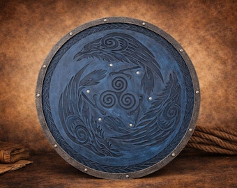 Escudo Viking Celta Azul de Madeira, Redondo e Feito à Mão, com Triskelion e Corvo Gravados - Decoração Nórdica, Arte de Parede, Adereço para Cosplay, Presente Medieval