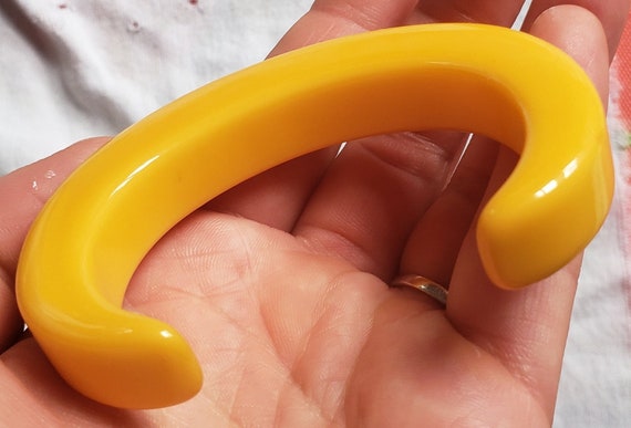 Bakelite Cuff Statement Chunky Corn Yellow Bangle… - image 4