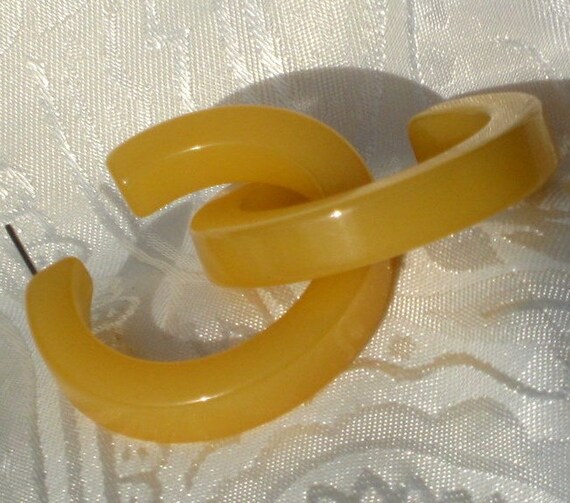 Bakelite Earrings Hoops Statement Butterscotch Co… - image 3