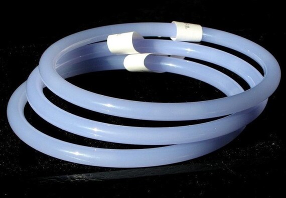 Stacking Bangles Purple Statement 3 Lucite Vintag… - image 1