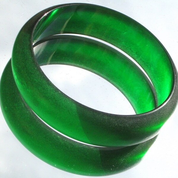 Green Bracelet Ocean Vintage Sea Glass Style Bangle Tumbled Wide Chunky Bold Statement Modernist Unique Translucent Hollywood Mid Century