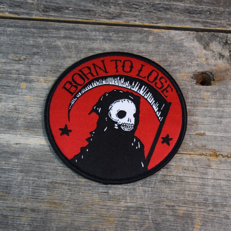 Born To Lose Woven Patch | 3x3inches size. Red White Black. Death Skull Skeleton Stars Scythe Dark Imagery Patch afbeelding 6