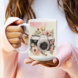 Custom Photographer Thank You Mug Personalized Vintage Camera Gift For Photographers Thank You Gift For Photographer With Name Pink
