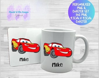 Ensemble de tasses et sous-verres Lightning McQueen Cars | Tasse à café en céramique de 11 oz avec sous-bock assorti | Cadeau inspiré de Disney Pixar pour enfants et adultes