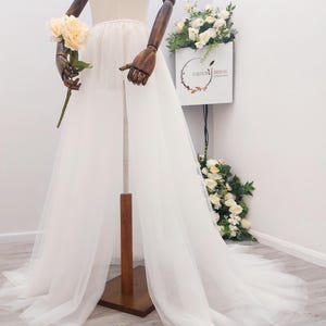 Renee - Overskirt/Train With Slit Detachable