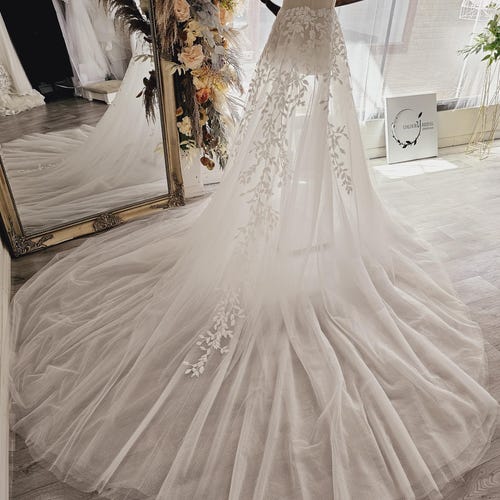 Velo da sposa con bordo in raso: velo da sposa in tulle a due strati - Italia