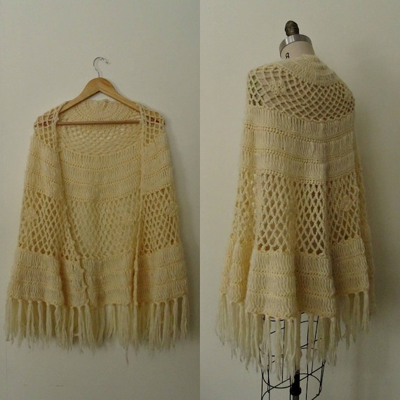 Sundial Victorian style crochet Vintage 1940s wrap