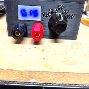 Handmade 3D Printed Multi-Voltage Powerbox – Version 1