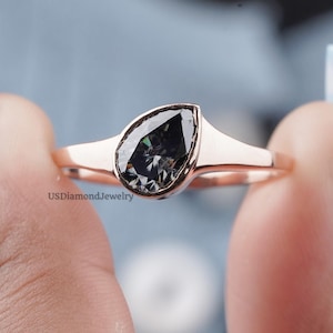 Solitaire Engagement Ring/ 1.50 CT Diamond 14K Solid Gold Ring/ East West Grey Diamond Ring/ Pear Shape Moissanite Diamond Ring/ Gift Her