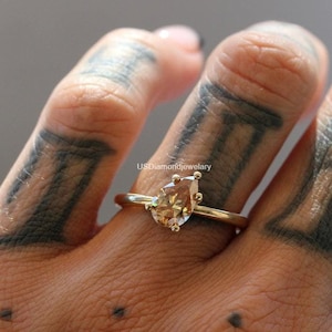 1.50 Carat Pear Cut Moissanite Ring Brown Moissanite Engagement Ring Solitaire Diamond Ring Yellow Gold Gift Ring Women&#39;s Birthday Gift