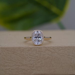4.50CT Cushion Cut Lab Grown Diamond Ring For Engagement 14K Solid Gold Ring Bezel Set Ring Solitarie Diamond Ring Anniversary Ring For Her