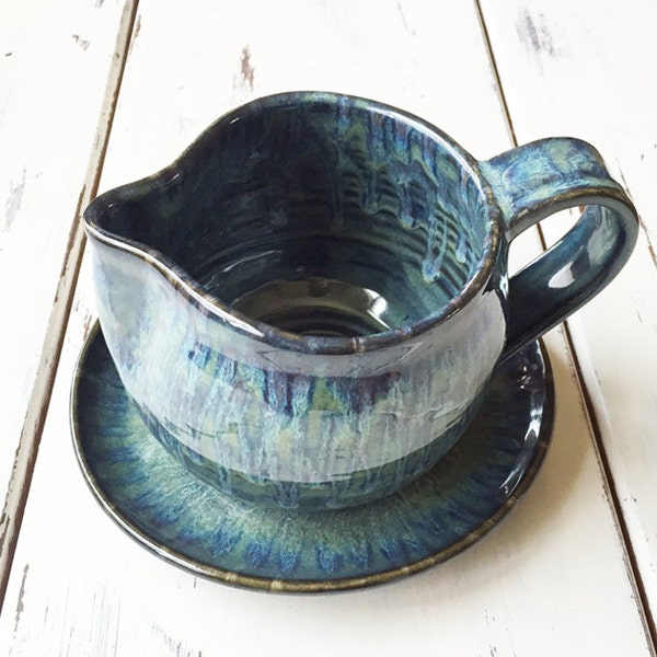 Gravy Boat in Handmade, Pottery Gravy Boat