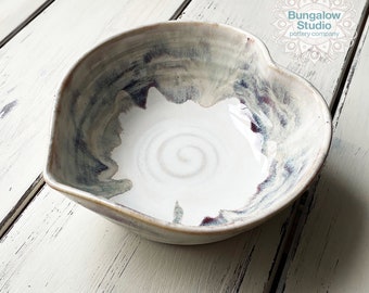 Heartshaped Bowl in Handmade, Valentines Gift, Ceramic Heart Shaped Bowl