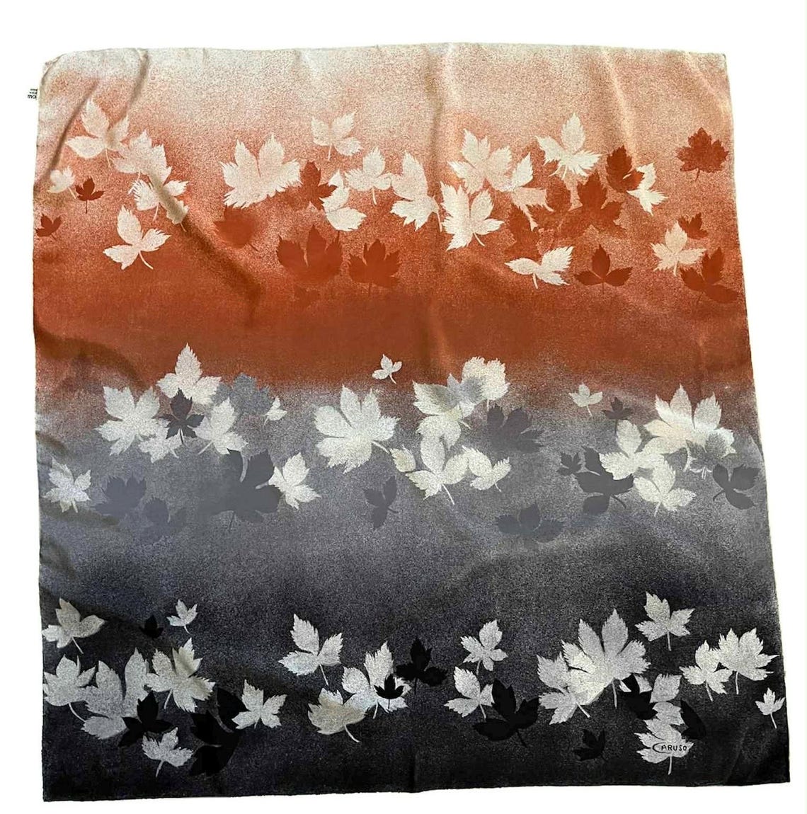 Vintage Silk Scarf Square 81x83  Silk Italy Ombre Black Grey Brown Ivory Leaf Print Head Neck Scarf Caruso, foto 4 di 5