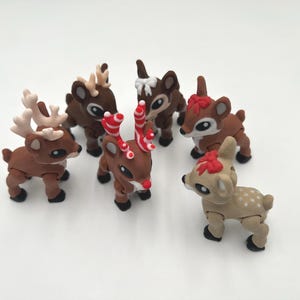 Tiny Reindeer Collection, Gift for Christmas Lovers, Multiple Colors, Articulated Fidgets, Christmas-Themed Décor, Collectible Figurines